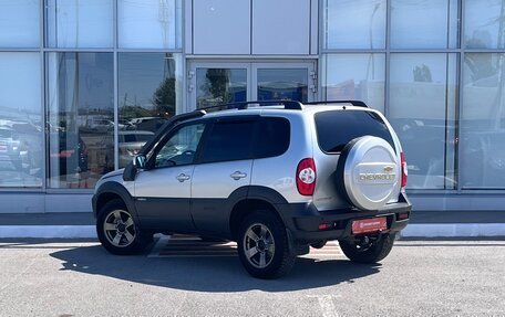 Chevrolet Niva I рестайлинг, 2018 год, 980 000 рублей, 7 фотография
