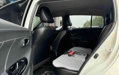 Toyota Yaris, 2020 год, 1 200 000 рублей, 7 фотография