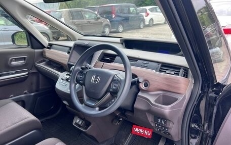 Honda Freed II, 2021 год, 1 190 099 рублей, 8 фотография