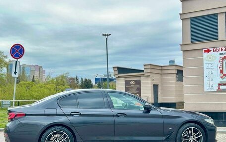 BMW 5 серия, 2021 год, 4 390 000 рублей, 8 фотография