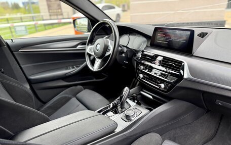 BMW 5 серия, 2021 год, 4 390 000 рублей, 10 фотография