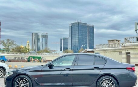 BMW 5 серия, 2021 год, 4 390 000 рублей, 4 фотография