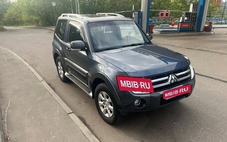 Mitsubishi Pajero IV, 2008 год, 2 500 000 рублей, 3 фотография