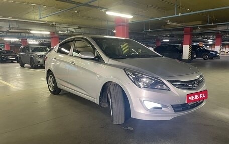 Hyundai Solaris II рестайлинг, 2016 год, 1 200 000 рублей, 1 фотография