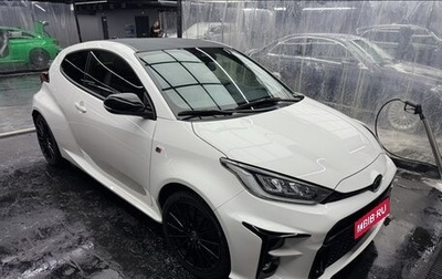 Toyota Yaris, 2021 год, 4 000 000 рублей, 1 фотография