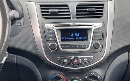Hyundai Solaris II рестайлинг, 2014 год, 950 000 рублей, 9 фотография