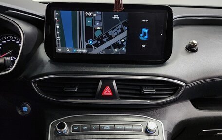 Hyundai Santa Fe IV, 2022 год, 2 300 000 рублей, 11 фотография