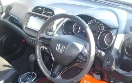 Honda Fit Shuttle I рестайлинг, 2013 год, 693 000 рублей, 6 фотография
