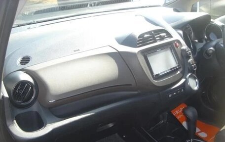 Honda Fit Shuttle I рестайлинг, 2013 год, 693 000 рублей, 18 фотография