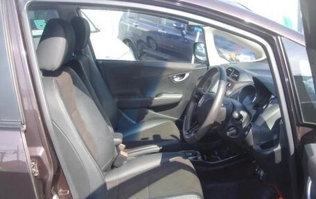 Honda Fit Shuttle I рестайлинг, 2013 год, 693 000 рублей, 21 фотография