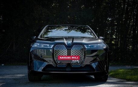 BMW iX, 2022 год, 6 080 000 рублей, 2 фотография