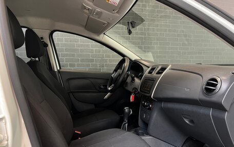 Renault Logan II, 2019 год, 1 142 000 рублей, 11 фотография