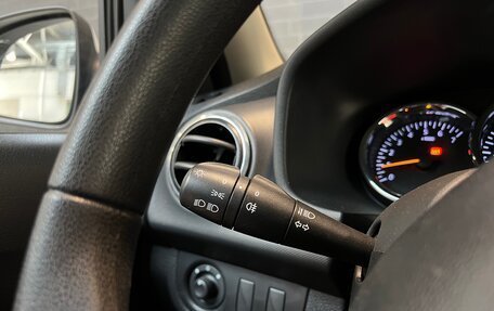 Renault Logan II, 2019 год, 1 142 000 рублей, 18 фотография