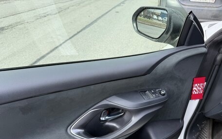 Toyota Yaris, 2021 год, 4 000 000 рублей, 3 фотография