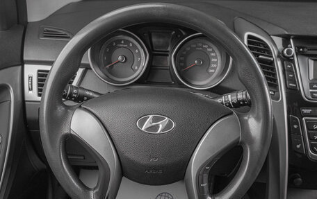 Hyundai i30 II рестайлинг, 2013 год, 739 000 рублей, 11 фотография