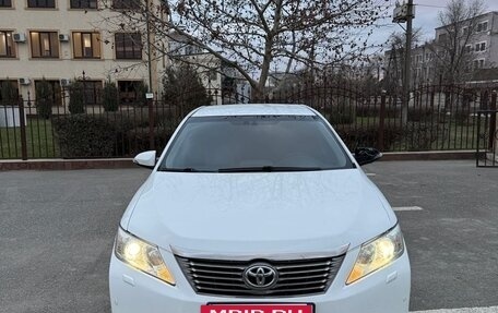 Toyota Camry, 2012 год, 1 650 000 рублей, 2 фотография