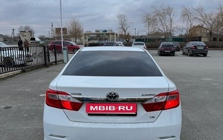 Toyota Camry, 2012 год, 1 650 000 рублей, 10 фотография