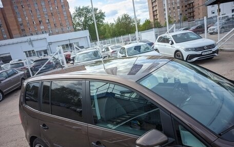 Volkswagen Touran III, 2012 год, 1 300 000 рублей, 9 фотография