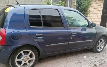 Renault Clio III, 2003 год, 250 000 рублей, 3 фотография