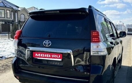 Toyota Land Cruiser Prado 150 рестайлинг 2, 2010 год, 2 750 000 рублей, 2 фотография