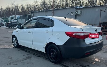 KIA Rio III рестайлинг, 2013 год, 410 000 рублей, 5 фотография