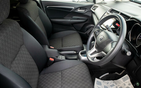 Honda Fit III, 2016 год, 1 049 000 рублей, 12 фотография