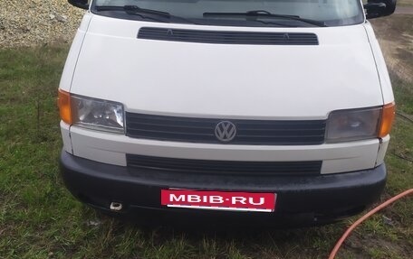 Volkswagen Transporter T4, 2001 год, 760 000 рублей, 2 фотография