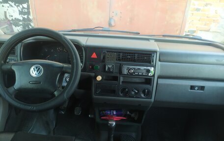 Volkswagen Transporter T4, 2001 год, 760 000 рублей, 11 фотография