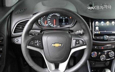 Chevrolet Trax, 2021 год, 1 195 000 рублей, 13 фотография
