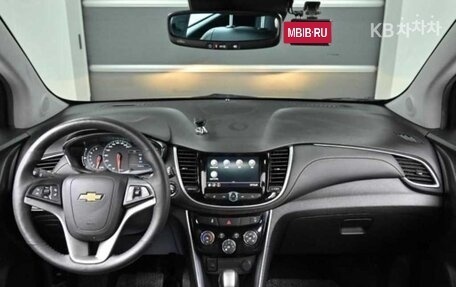 Chevrolet Trax, 2021 год, 1 195 000 рублей, 7 фотография