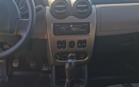 Renault Logan I, 2011 год, 699 000 рублей, 11 фотография