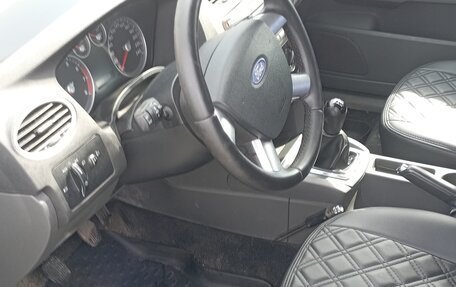 Ford Focus II рестайлинг, 2005 год, 290 000 рублей, 2 фотография