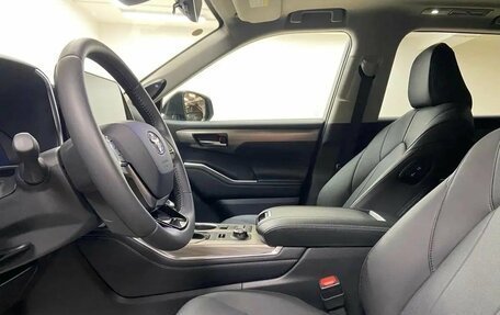 Toyota Highlander, 2025 год, 6 270 000 рублей, 11 фотография