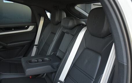 Porsche Cayenne III, 2025 год, 16 900 000 рублей, 19 фотография