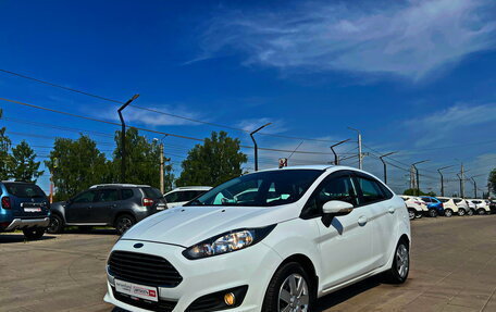 Ford Fiesta, 2015 год, 883 000 рублей, 3 фотография