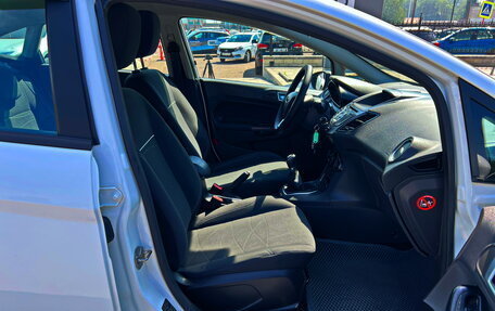 Ford Fiesta, 2015 год, 883 000 рублей, 11 фотография