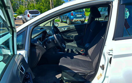 Ford Fiesta, 2015 год, 883 000 рублей, 13 фотография