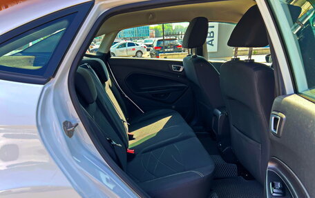 Ford Fiesta, 2015 год, 883 000 рублей, 12 фотография
