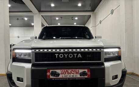 Toyota Land Cruiser Prado, 2024 год, 7 350 000 рублей, 2 фотография