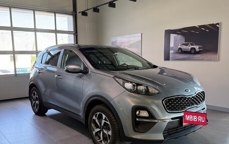 KIA Sportage IV рестайлинг, 2021 год, 2 090 000 рублей, 3 фотография