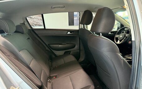 KIA Sportage IV рестайлинг, 2021 год, 2 090 000 рублей, 15 фотография