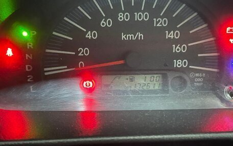 Toyota Succeed I рестайлинг, 2002 год, 250 000 рублей, 13 фотография