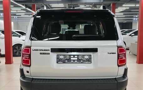 Toyota Land Cruiser Prado, 2024 год, 9 750 000 рублей, 6 фотография