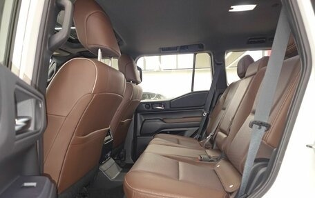 Toyota Land Cruiser Prado, 2024 год, 9 750 000 рублей, 13 фотография