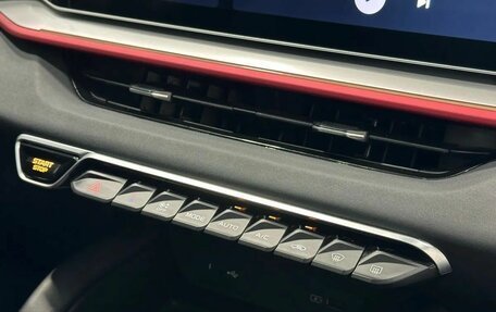 Geely Coolray I, 2023 год, 2 389 900 рублей, 9 фотография