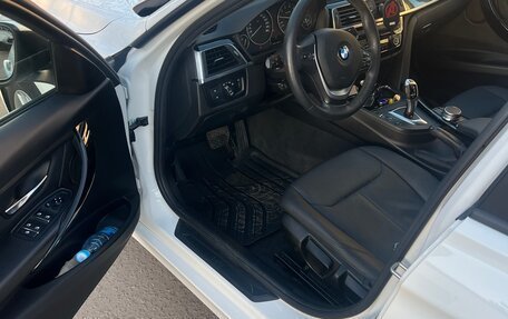 BMW 3 серия, 2017 год, 2 000 000 рублей, 8 фотография