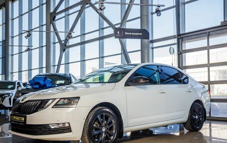 Skoda Octavia, 2020 год, 1 898 000 рублей, 5 фотография
