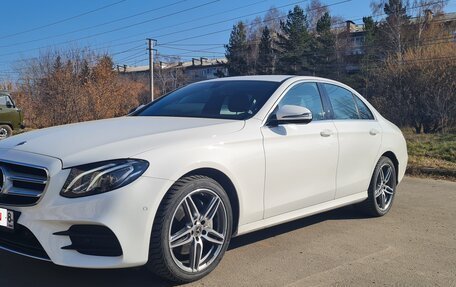 Mercedes-Benz E-Класс, 2018 год, 3 400 000 рублей, 3 фотография