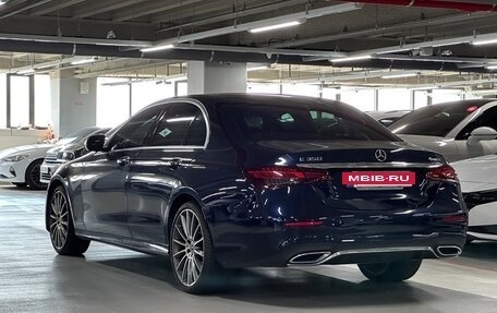 Mercedes-Benz E-Класс, 2022 год, 3 420 013 рублей, 3 фотография