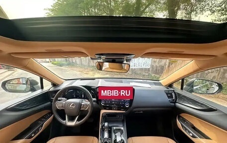 Lexus NX, 2022 год, 3 900 055 рублей, 5 фотография